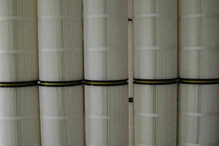  喷砂机九游在线(中国)的安装方式有三种：垂直、倾斜、水平安装